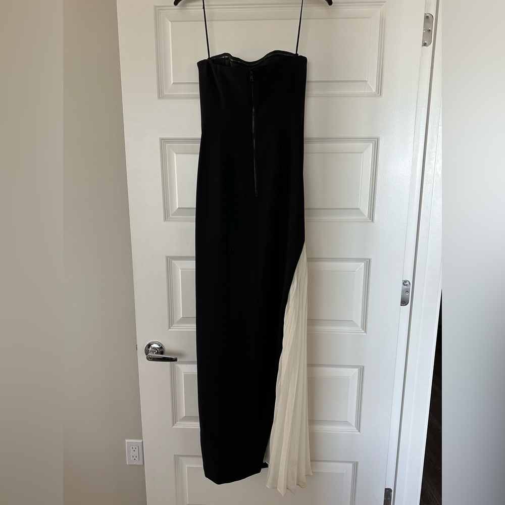 Alice + Olivia Retha Strapless Maxi Dress NWT Size 2 - Picture 3 of 6
